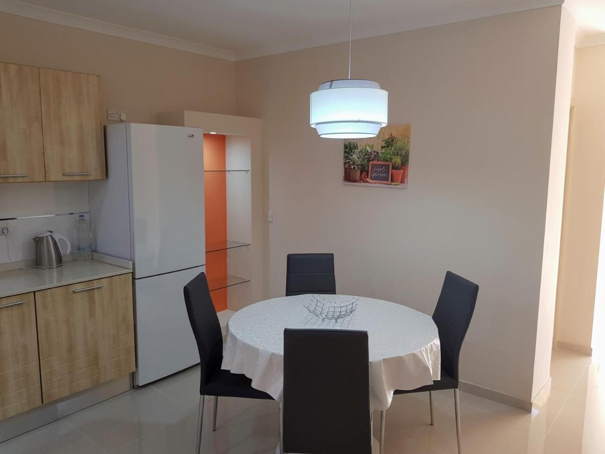 Charming Apartment-Wifi-Sleeps 5 Marsaskala Exterior foto